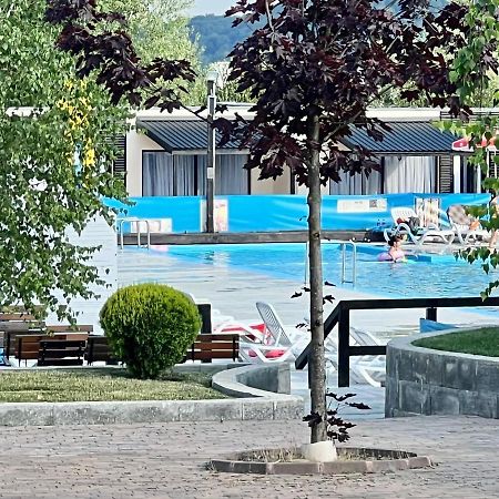Bungalowuri "Doi Cocosi " Villa Horezu Exterior foto