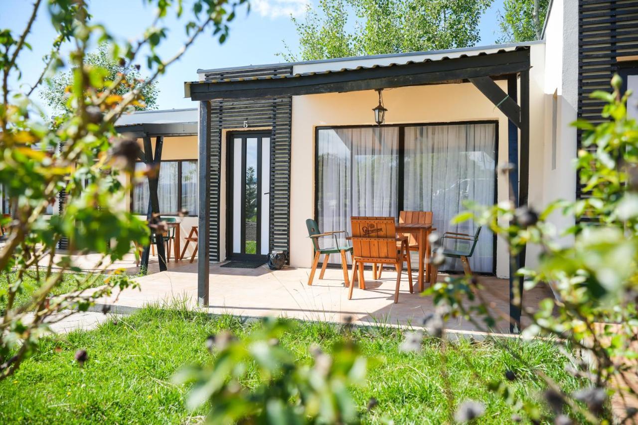 Bungalowuri "Doi Cocosi " Villa Horezu Exterior foto